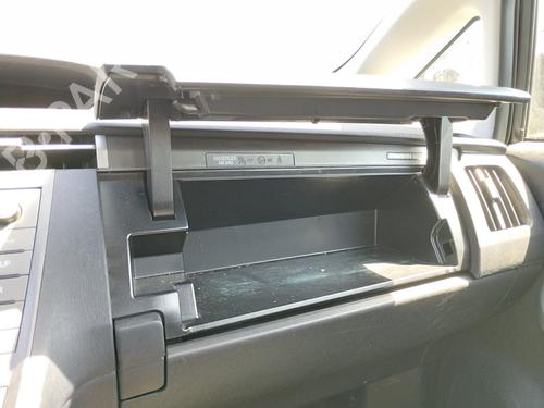 Used Glove box Glove box TOYOTA PRIUS (_W3_) 1.8 Plug-in Hybrid (ZVW30, ZVW35) (136 hp) 27342551 27342551