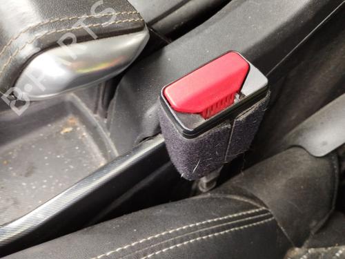 Engate do cinto PEUGEOT 2008 I (CU_) 1.6 HDi (92 hp) 30084681