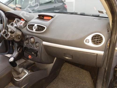 Salpicadero Salpicadero RENAULT CLIO III (BR0/1, CR0/1) 1.5 dCi (BR17, CR17) (86 hp) 31018722 31018722