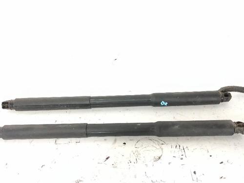Used Tailgate lift support BMW 3 Touring (F31) 320 d (184 hp) 28180099