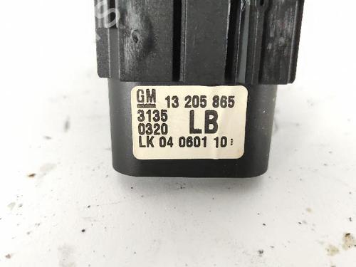 Headlight switch OPEL ZAFIRA / ZAFIRA FAMILY B (A05) 1.9 CDTI (M75) | BP27415835I24 