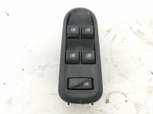 left-front-window-switch-dacia-duster-hs_-2010-2011-2012-2013-2014-2015-2016-2017-2018-27432821 main image