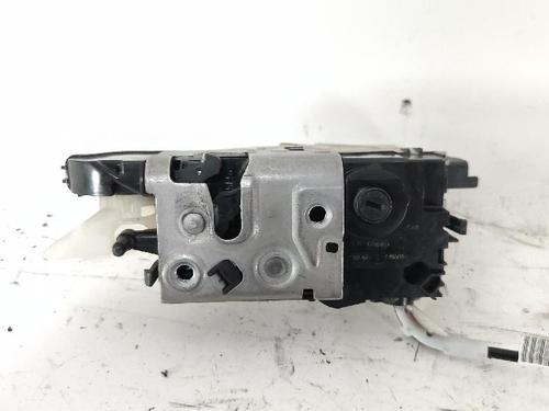 Front left lock PEUGEOT 2008 I (CU_) 1.2 THP 110 / PureTech 110 | BP27433027C98