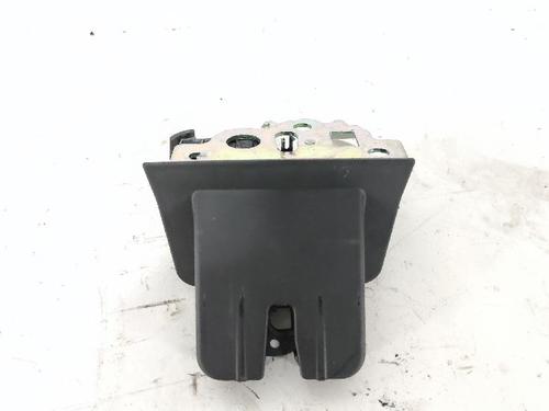 tailgate-lock-audi-a3-8v1-8vk-2012-2013-2014-2015-2016-2017-2018-2019-2020-27430908 main image