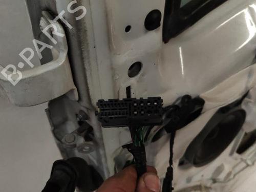 Porta anteriore destra IVECO DAILY VI Platform/Chassis 35C21, 35S21, 40C21, 42S21, 50C21, 60C21, 65C21, 70C21 (207 hp) 30771796