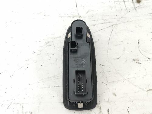 Left front window switch PEUGEOT 2008 I (CU_) 1.2 THP 110 / PureTech 110 | BP27433019I27 - Image 2