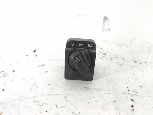 Used Headlight switch OPEL AGILA A (H00) 1.2 16V (F68) (75 hp) 32008139