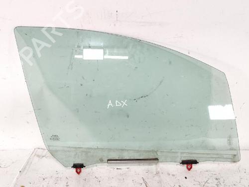 Used Front right door window TOYOTA YARIS (_P13_) 1.4 D (NLP130_, NLP130) (90 hp) 27425194