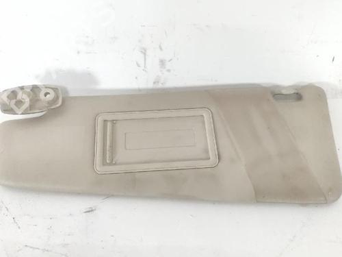Used Left sun visor LANCIA MUSA (350_) 1.3 D Multijet (350.AXM11, 350.AXM1A, 350.AXI1A) (95 hp) 30339409