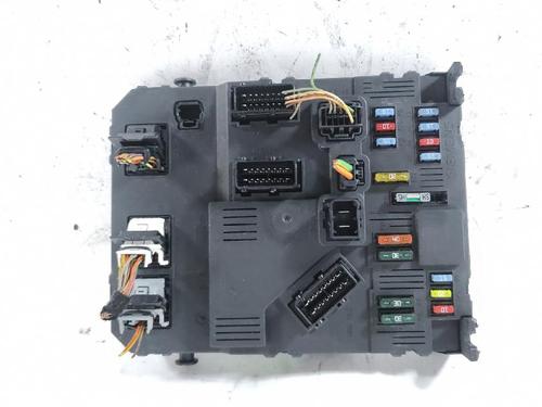 electronic-module-peugeot-206-2l_-2m_-2009-2010-2011-2012-2013-36447448 main image