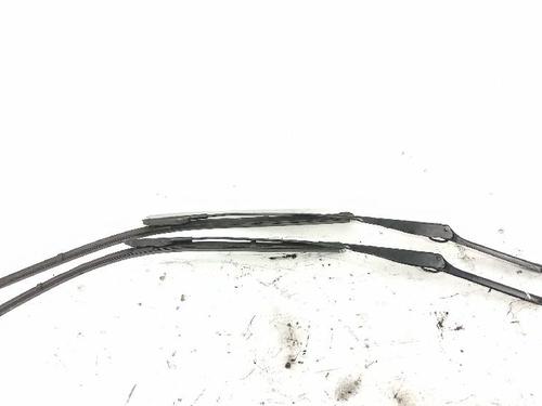 Bagrudeviskerarm IVECO DAILY VI Platform/Chassis 35C21, 35S21, 40C21, 42S21, 50C21, 60C21, 65C21, 70C21 (207 hp) 30845204