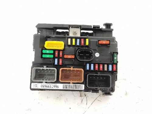 fuse-box-citroen-c3-ii-sc_-2009-27418895 main image