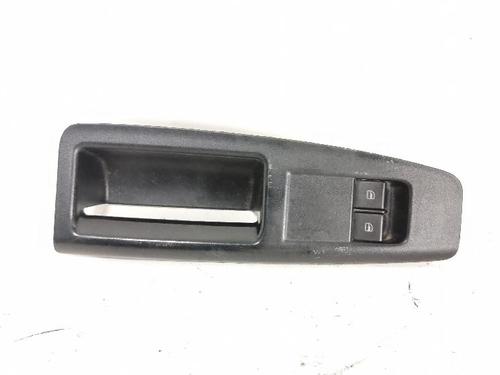 Used Left front window switch VW POLO IV (9N_, 9A_) 1.2 12V (69 hp) 27416317