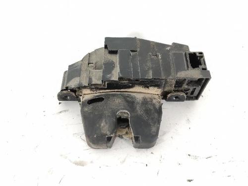 tailgate-lock-citroen-c3-picasso-sh_-2008-27420350 main image