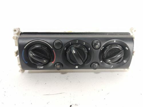 Used Climate control Climate control MINI MINI (R50, R53) One (90 hp) 27416429 27416429