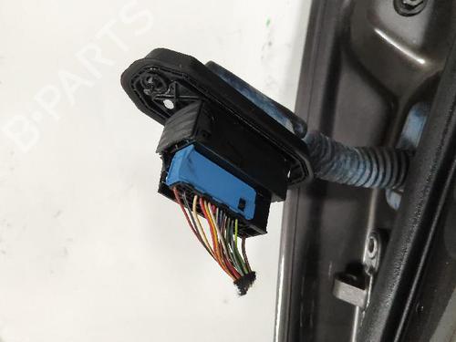 Used Right rear door BMW 5 Touring (F11) 520 d (184 hp) 32154708