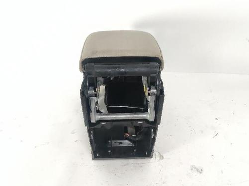 Armrest / Center console VW GOLF PLUS V (5M1, 521) 2.0 TDI 16V | BP27414492I20 - Image 3