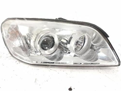 Used Right headlight CHEVROLET CAPTIVA (C100, C140) 2.0 D 4WD (150 hp) 27429007