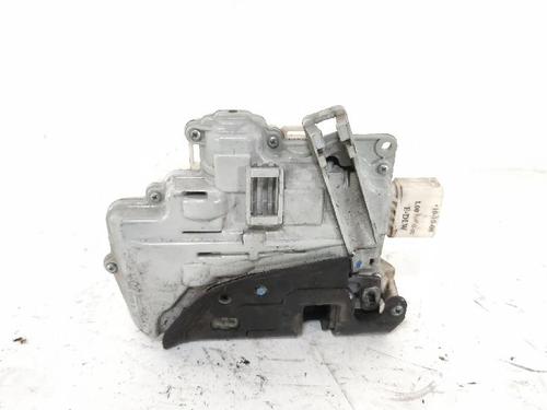 Front left lock AUDI A3 (8P1) 2.0 TDI 16V | BP27433142C98 
