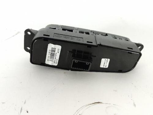 Switch HYUNDAI i30 Estate (PDE) 1.6 CRDi | BP36693243I30 - Image 2