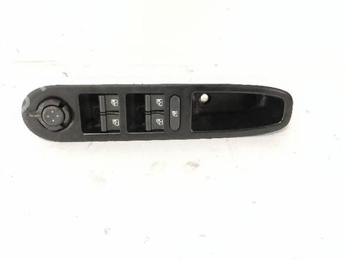 left-front-window-switch-alfa-romeo-159-939_-2005-2006-2007-2008-2009-2010-2011-2012-40178512 main image