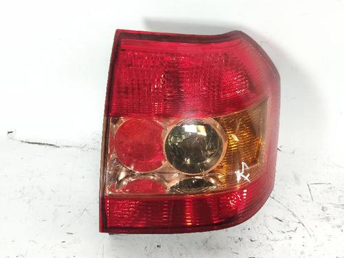 Høyre baklys TOYOTA COROLLA (_E12_) 1.4 D (NDE120_, NDE120R) (90 hp) 27424920