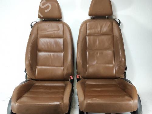 Left front seat VW GOLF PLUS V (5M1, 521) 1.6 TDI | BP33652070C15 - Image 3