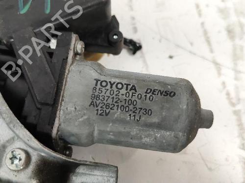 Left front window motor TOYOTA YARIS (_P9_) 1.3 VVT-i (SCP90_, SCP90R) | BP27418997E21 