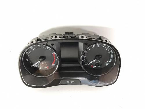 Used Instrument cluster SKODA FABIA III (NJ3) 1.2 TSI (90 hp) 27415209