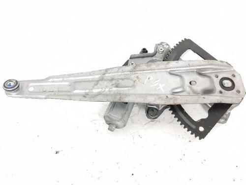 Rudehejsemekanisme venstre bagtil HYUNDAI i20 I (PB, PBT) 1.2 (78 hp) 27413130