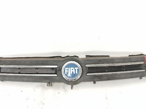 Gitter für FIAT PANDA (169_) 1.2 (169AXF2A, 169AXF1A) (69 hp) 31081362