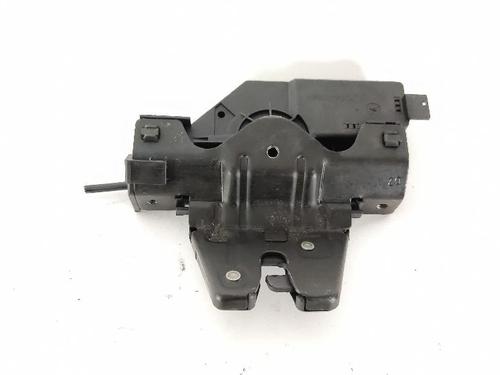 Used Tailgate lock BMW 5 (E60) 520 i (170 hp) 27420038