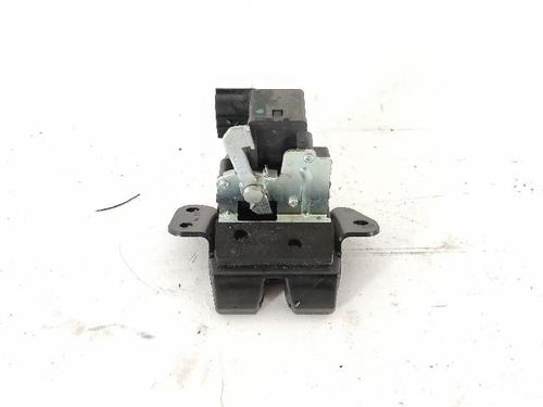 Used Tailgate lock HYUNDAI i30 Estate (GD) 1.4 (99 hp) 30525508