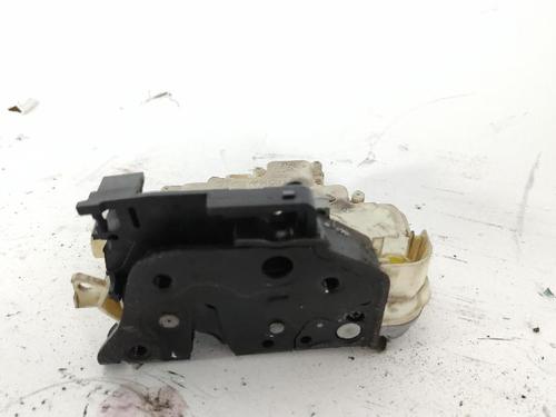 Front left lock VW PASSAT B6 (3C2) 2.0 TDI | BP27426784C98 