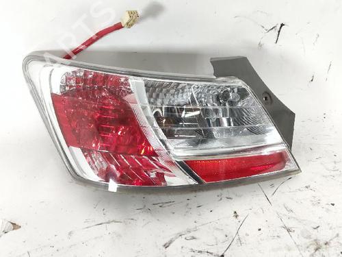 Used Left taillight DAIHATSU MATERIA (M4_) 1.3 (91 hp) 29934324