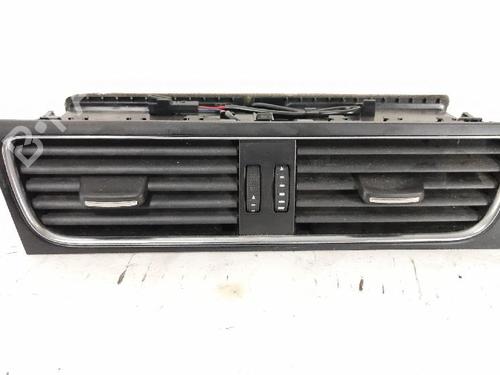 Used Air vent AUDI A4 B8 (8K2) 2.0 TDI (143 hp) 27425234