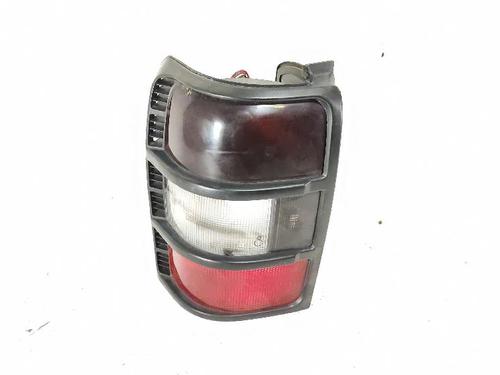 left-taillight-mitsubishi-pajero-classic-v2_w-v6_w-v7_w-2001-38084295 main image