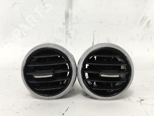 air-vent-audi-a3-8p1-2003-2004-2005-2006-2007-2008-2009-2010-2011-2012-2013-29583417 main image