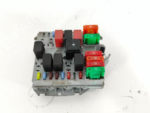 Caja reles / fusibles ALFA ROMEO 147 (937_) 1.6 16V T.SPARK ECO (937.AXA1A, 937.BXA1A) (105 hp) 27411065