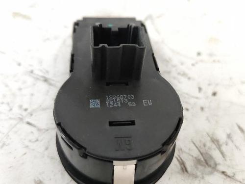 Headlight switch OPEL ASTRA J (P10) 1.7 CDTI (68) | BP27413102I24 - Image 3