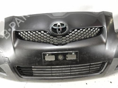 Used Front bumper TOYOTA YARIS (_P9_) 1.4 D-4D (NLP90_, NLP90R) (90 hp) 32203256
