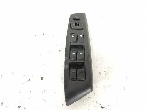 Used Left front window switch HYUNDAI ix35 (LM, EL, ELH) 2.0 CRDi (136 hp) 31695117