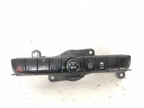 Used Switch Switch FIAT DUCATO Bus (250_) 100 Multijet 2,2 D (100 hp) 31826524 31826524