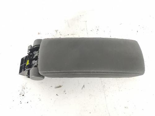 Used Armrest / Center console Armrest / Center console RENAULT SCÉNIC III (JZ0/1_) 1.5 dCi (110 hp) 27496095 27496095