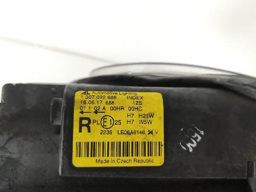 Right headlight VW TOURAN (1T1, 1T2) 1.6 | BP29421532C29 