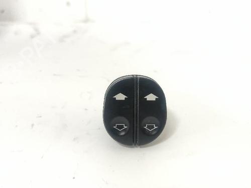 Used Left front window switch FORD FIESTA V (JH_, JD_) 1.4 TDCi (68 hp) 29219605