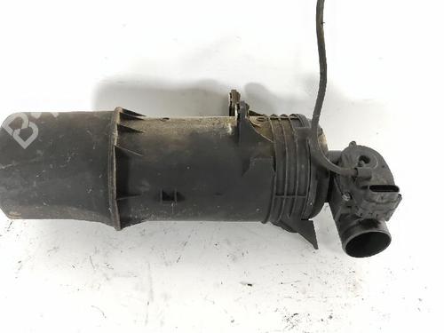 Used Air filter box Air filter box FIAT PUNTO (188_) 1.9 DS 60 (188.031, .051, .231, .251) (60 hp) 27418604 27418604