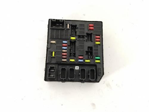 Used Fuse box Fuse box RENAULT SCÉNIC III (JZ0/1_) 1.5 dCi (110 hp) 39581465 39581465