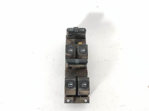 Used Left front window switch VW PASSAT B5.5 (3B3) 1.9 TDI (101 hp) 29475409