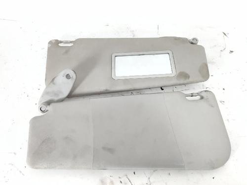 Used Left sun visor FIAT PUNTO (188_) 1.2 16V 80 (188.233, .235, .253, .255, .333, .353, .639,... (80 hp) 29449588